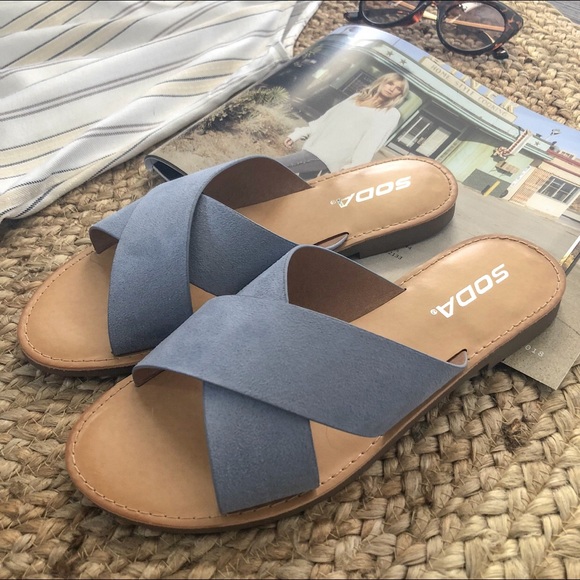 ✨ Final Price- Baby Blue Slide Sandals - Picture 2 of 4